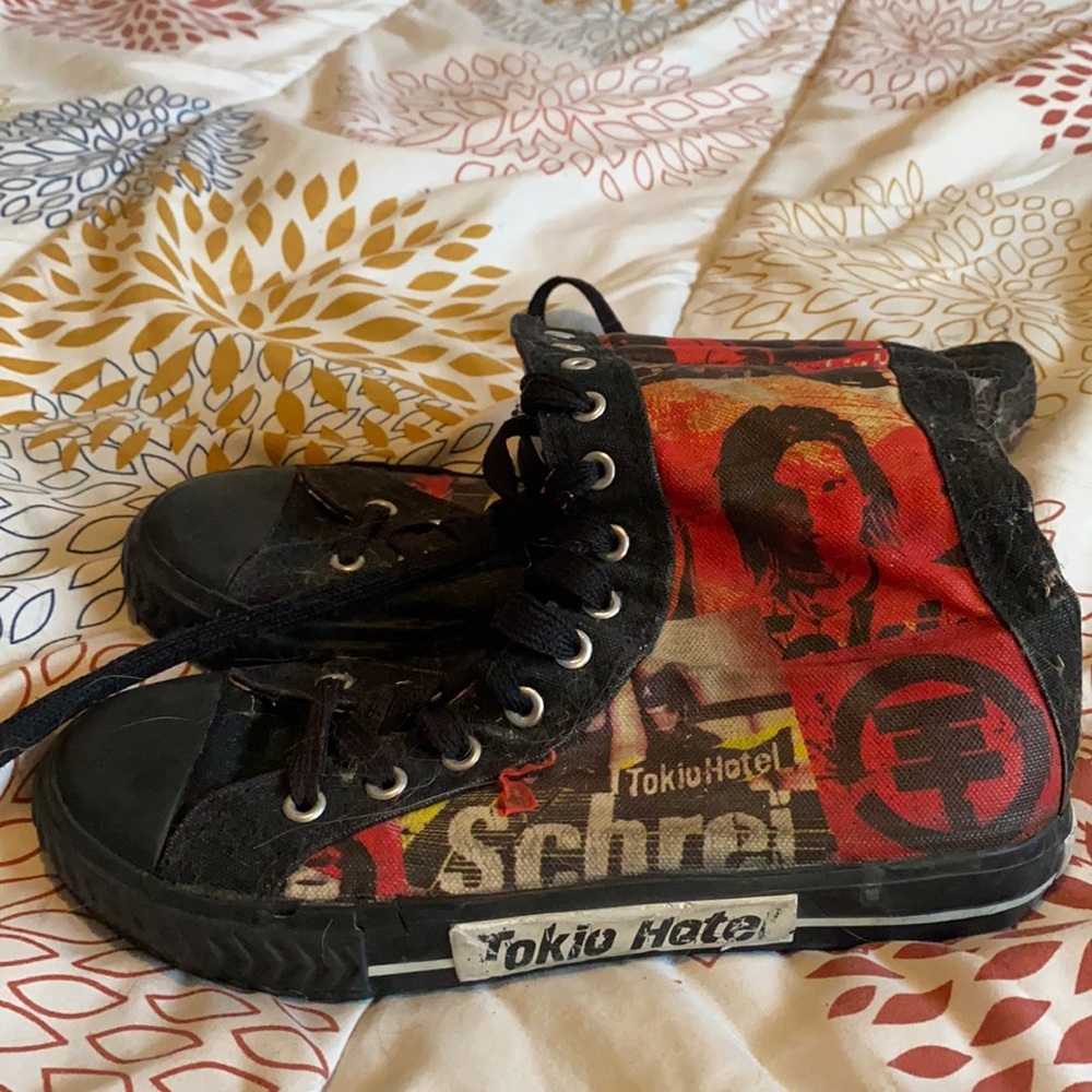 Tokio Hotel Converse
